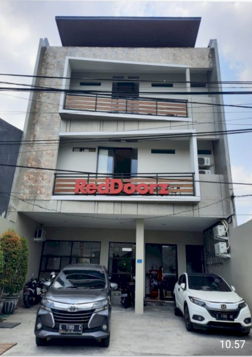 HOTEL BUGED -DUKUH KUPANG-DUKUH PAKIS-SURABAYA