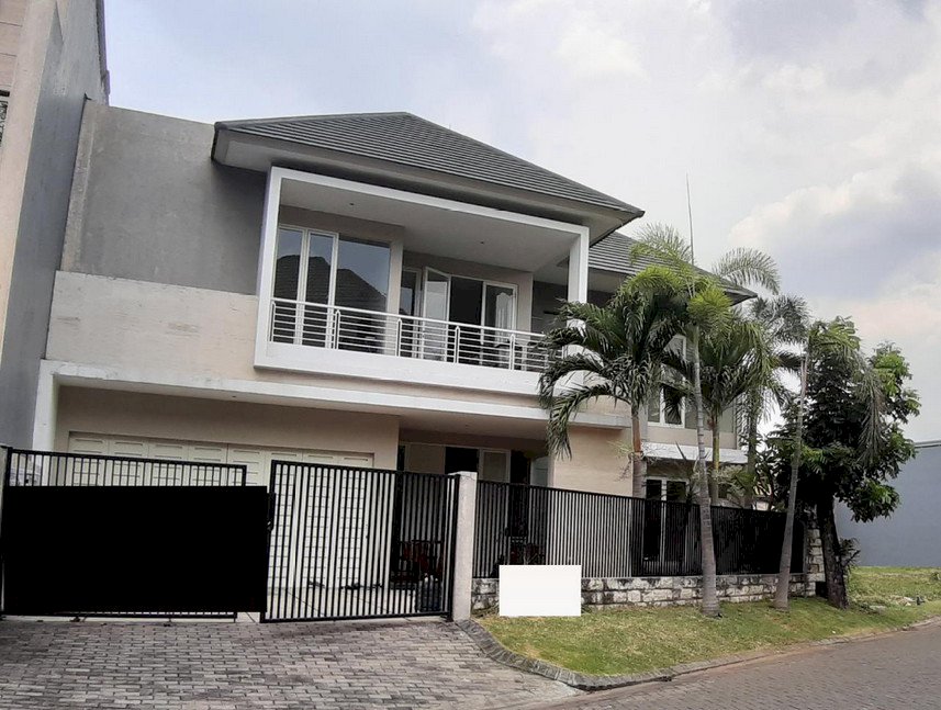 Turun Harga,Rumah di Graha Family