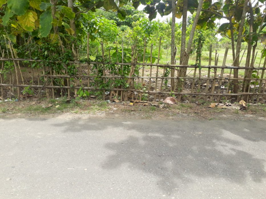 Dijual Tanah Pinggir Jalan ( NEGO) (Bisa beli setengah)