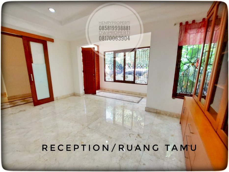 Disewa Rumah Cocok untuk Kantor Lokasi Strategis di Kebayoran Baru
