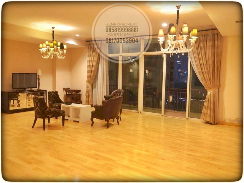 dijual  Senayan Residence 4 BR Full Furnish Golf View