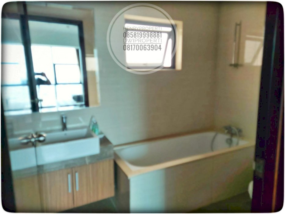 Dijual Casagrande Unit 2+1BR Full Furnish dan Full Renov