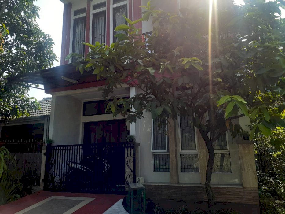 Bismillah di jual rumah lokasi strategis