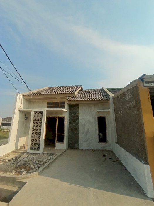 DIJUAL RUMAH STRATEGIS PERUM KOTA KARAWANG