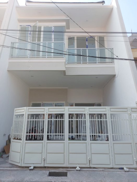 Rumah baru siap huni di Mulyosari