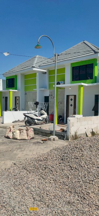 Rumah murah mepet batas Surabaya barat mepet pasar Menganti Gresik