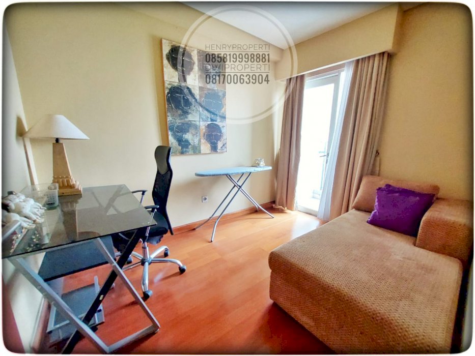 Dijual Permata Hijau Residence Unit 3+1 Mid Fl City dan Pool View