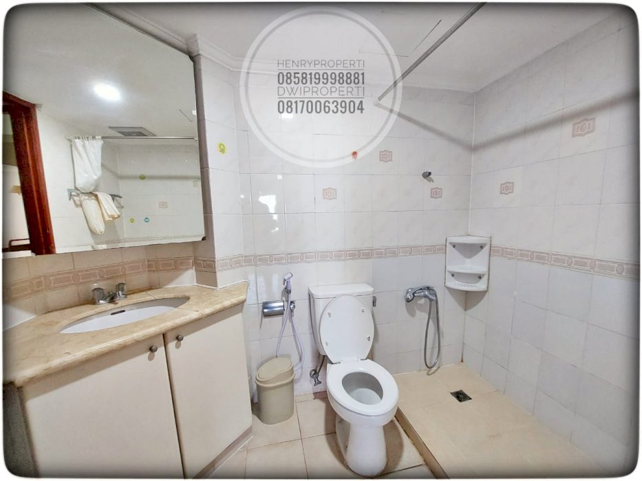 Disewa Taman Anggrek Unit 2+1BR Full Furnished and Renovated Unit