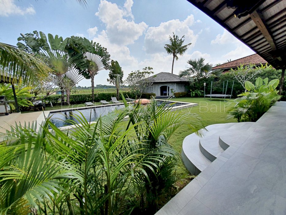 JUAL VILLA JOGLO DI NYANYI VIEW SAWAH ABADI