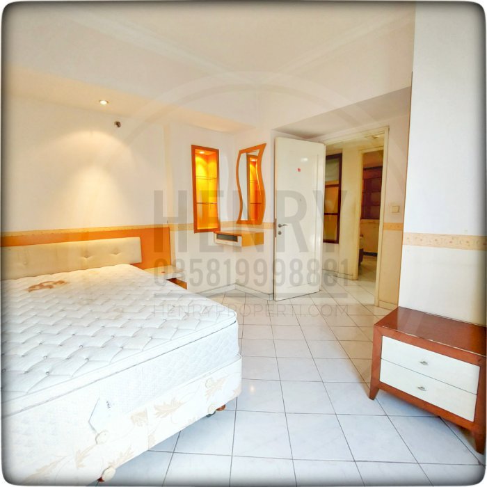 Dijual Taman Anggrek Condominium Unit 3+1BR Furnish Garden + City View