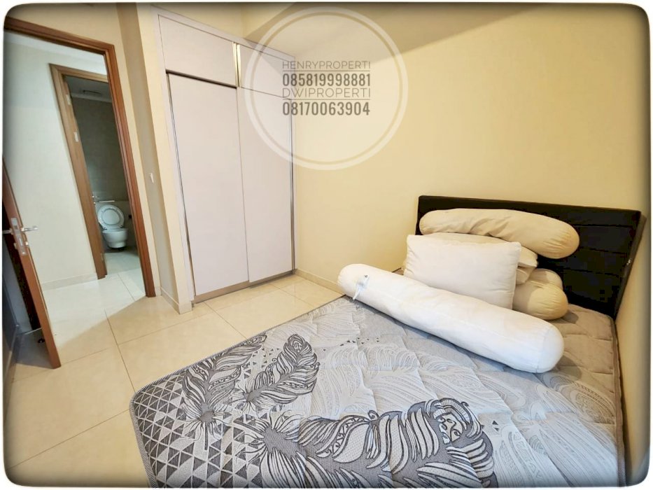 Disewa Taman Anggrek Residence Unit 3+1BR BR Low Fl Private Lift