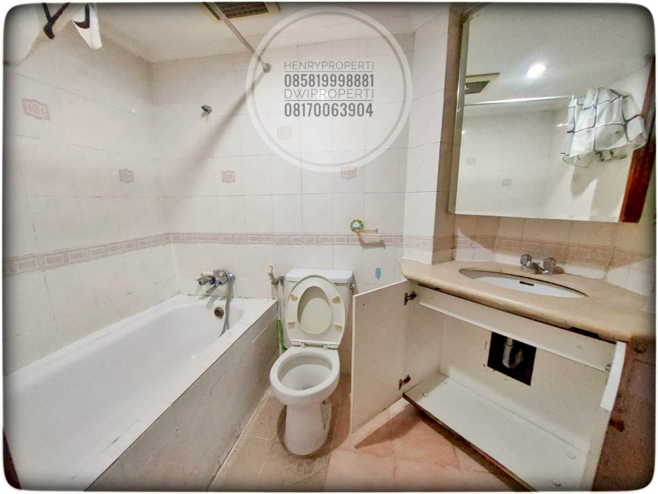 Dijual Taman Anggrek Condominium Unit 2+1BR Furnish City View