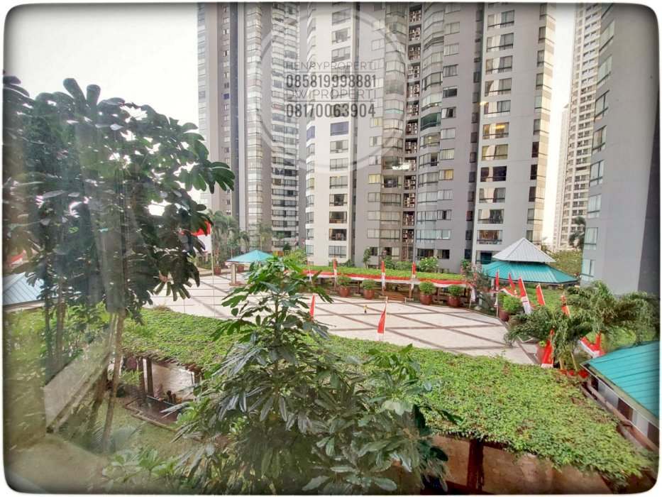 Dijual Taman Anggrek Condominium Unit 2+1BR Semi Furnish Garden View