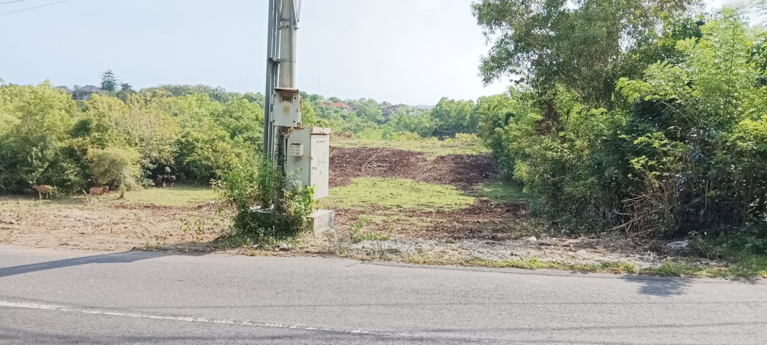 DI JUAL TANAH LOKASI STRATEGIS DI BALI CLIFT UNGGASAN BALI