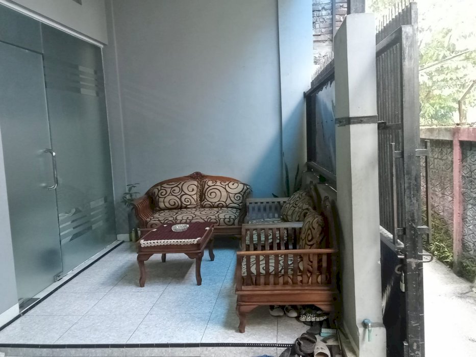 Dijual Rumah Terawat Siap Huni Lokasi di Cibaduyut Bandung