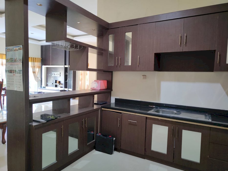Di jual rumah di citraland manado