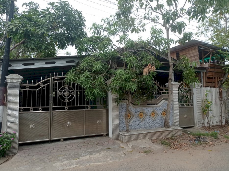 Jual Rumah di perkomplekan