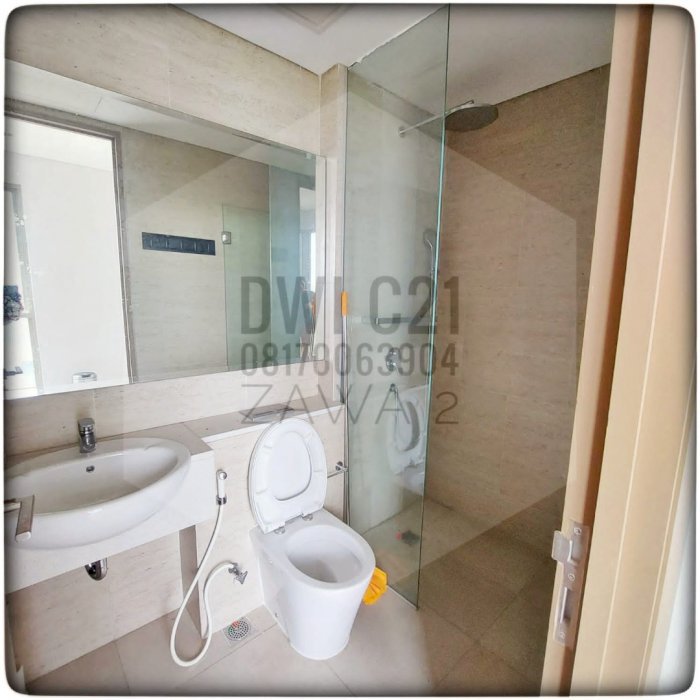 Disewa Taman Anggrek Residence 2BR Semi Furnish Best City View