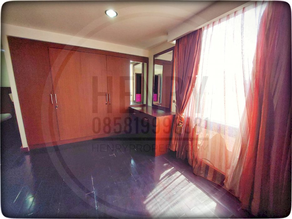 Taman Anggrek Condominium Unit Renov 2BR jadi 1BR Besar Ensuite Bath