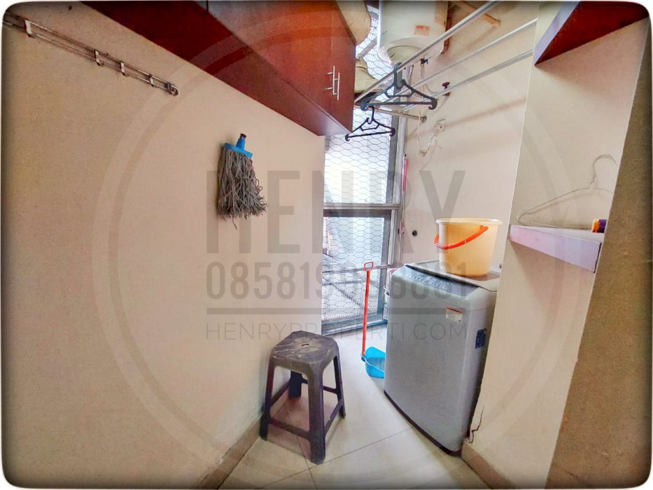 Taman Anggrek Condominium Unit Renov 2BR jadi 1BR Besar Ensuite Bath