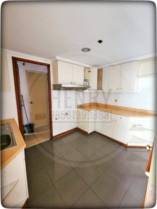 Dijual Taman Anggrek Condominium Unit 2+1BR City View