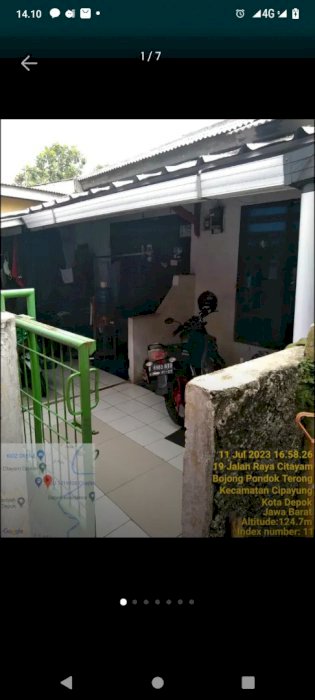 Dua rumah berpola kontrakan