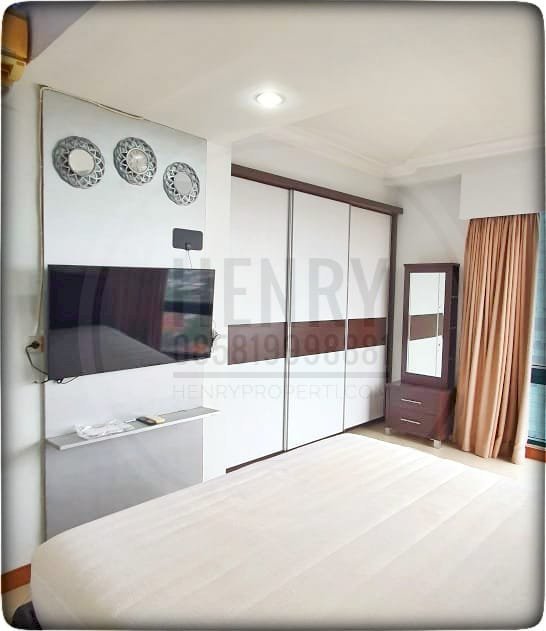 JUAL Taman Anggrek Condominium Unit Sudut 2+1BR City View