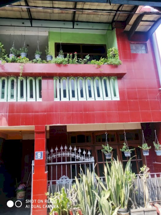 Rumah dekat Margomulyo Surabaya Barat