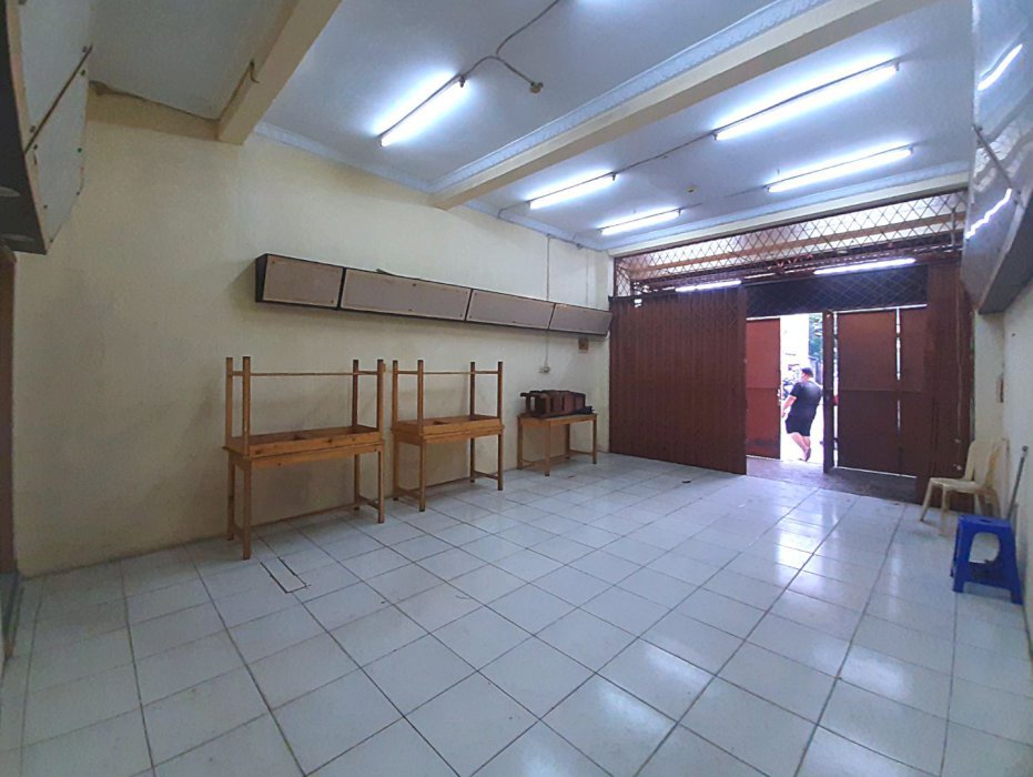 Dijual Cepat Ruko Pinggir Jalan Raya (4.75x12) Menceng Raya, Kalideres