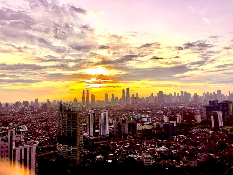 Taman Anggrek Residence 1+1BR Condo Full Furnish Best Garden View