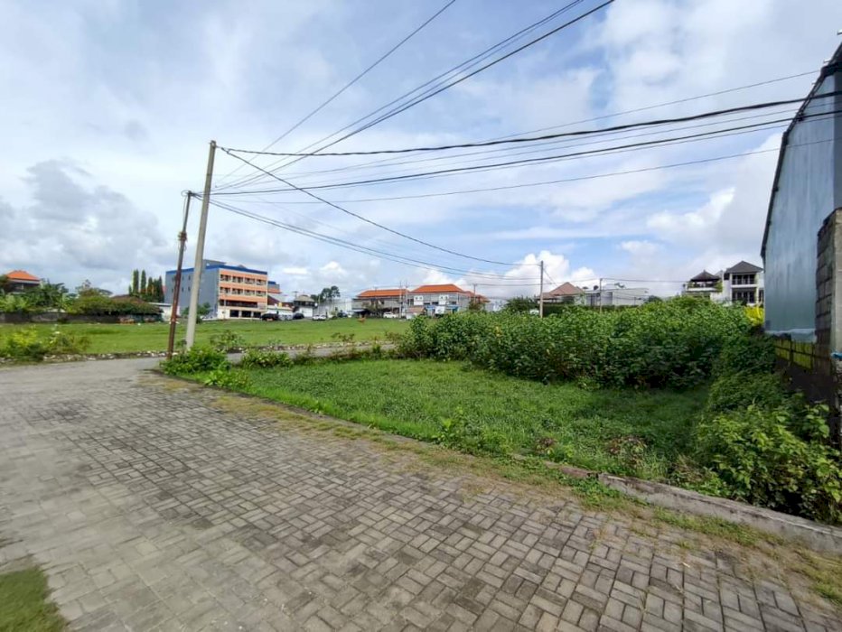 DI JUAL TANAH PRIME DI JALAN UTAMA ECHO PANTAI CANGGU BALI