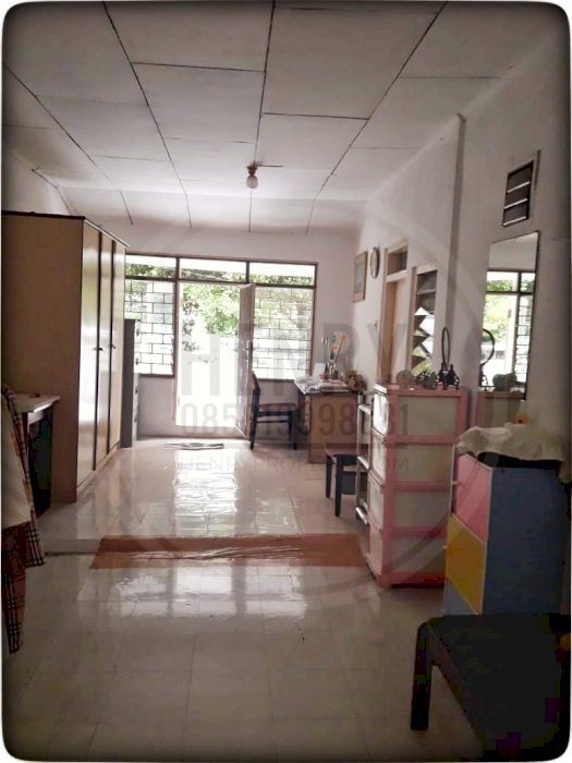 Dijual Rumah Tanjung Duren Depan Taman Harga Spesial Jarang Ada
