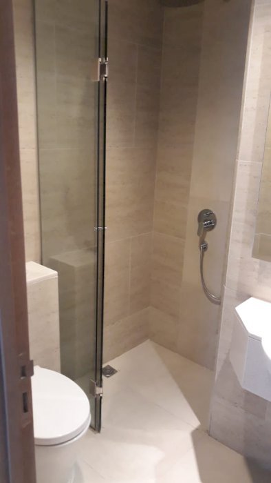 Taman Anggrek Residence Unit 2BR POOL View Lantai Rendah