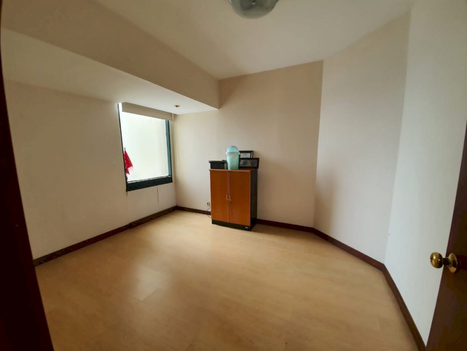 Taman Anggrek Condominium Unit Sudut 2BR City View Spesial Price