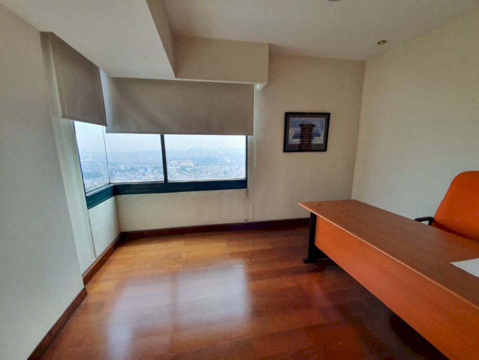Taman Anggrek Condominium Unit Sudut 2BR City View Spesial Price