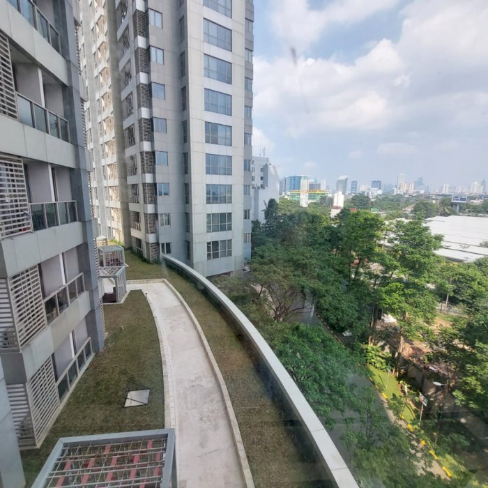 Dijual Taman Anggrek Residence Unit 2BR View CITY Lantai Rendah