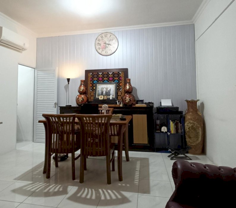 DISEWAKAN RUMAH DI PURI BINTARO , BINTARO JAYA SEKTOR 9