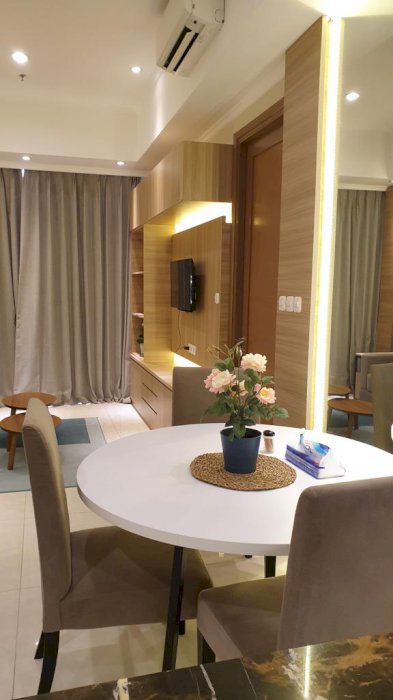 Taman Anggrek Residence Unit Condo 2+1BR Low Fl Full Furnish City View