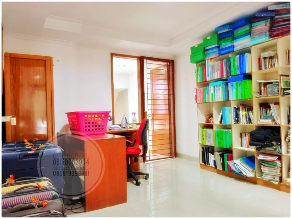 DIJUAL SEGERA RUMAH LUX 4 LANTAI DEKAT SUDIRMAN SEMANGGI - JAKARTA