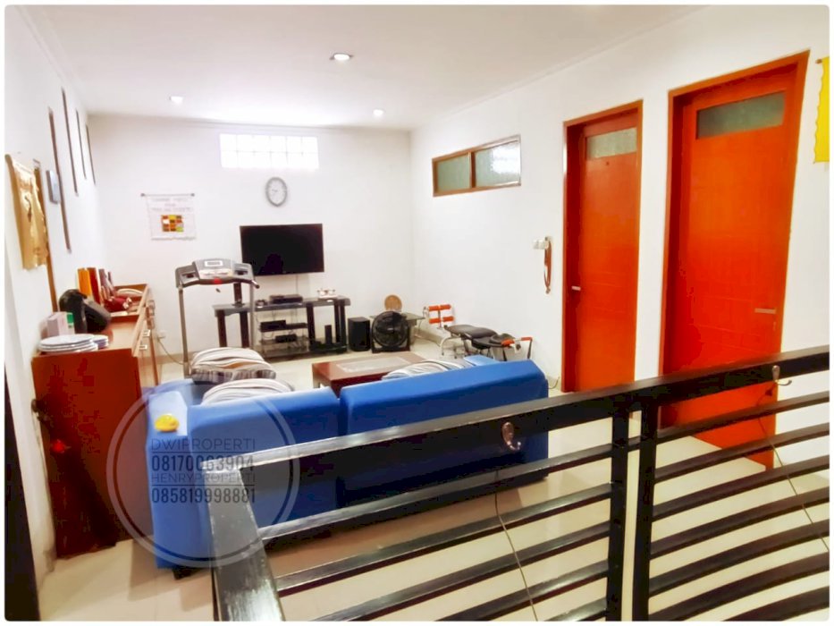 DIJUAL SEGERA RUMAH LUX 4 LANTAI DEKAT SUDIRMAN SEMANGGI - JAKARTA