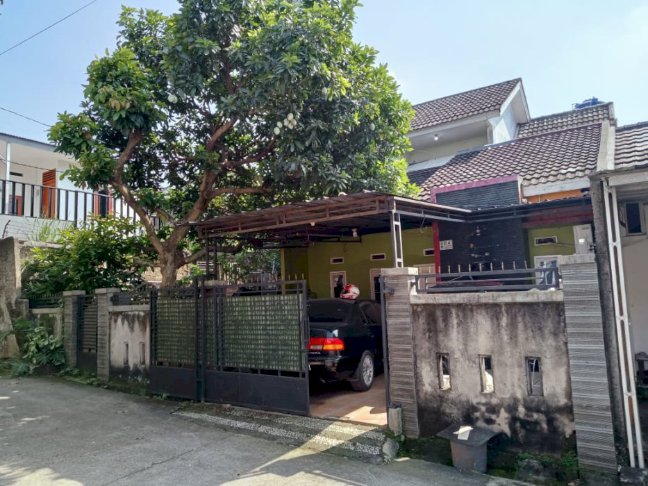DIJUAL RUMAH MURAH LOKASI STRATEGIS DI DEPOK
