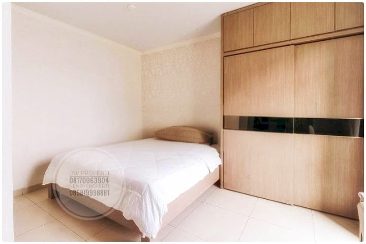 Disewa Central Park Res Unit 1BR Best View Full Furnish Mid Floor