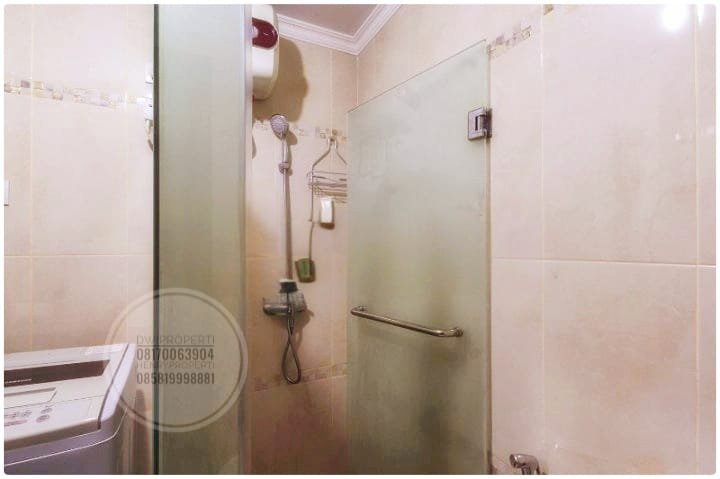 Disewa Central Park Res Unit 1BR Best View Full Furnish Mid Floor