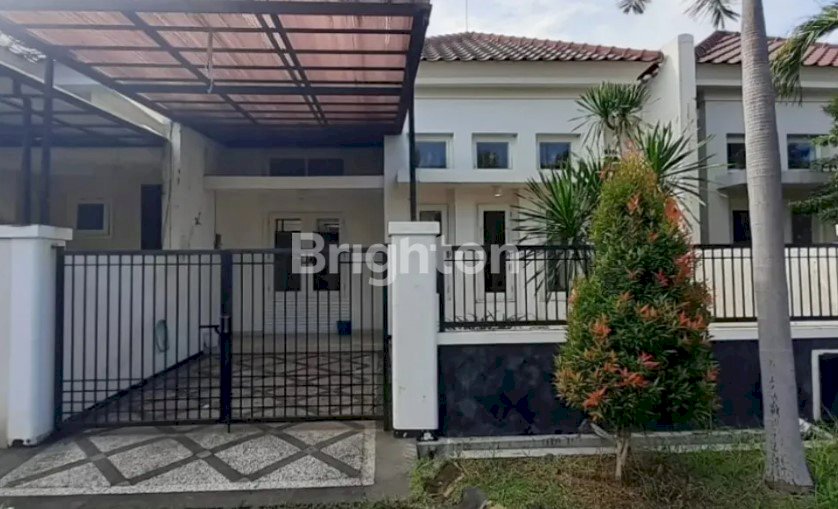 RUMAH 2 LT DI CENTRAL PARK GUNUNGANYAR SURABAYA DEKAT UPN, BANDARA