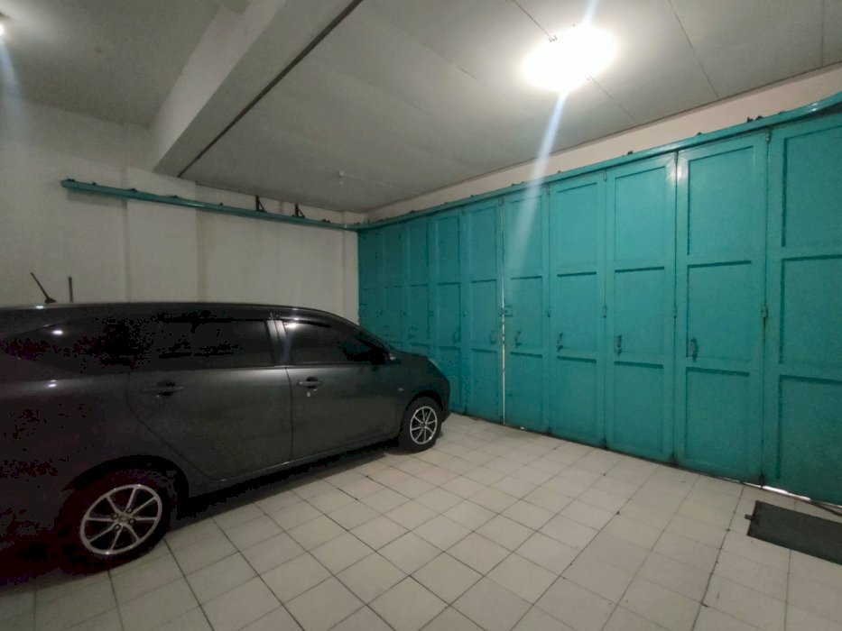 Dijual Ruko Terawat Nyaman dan Aman di Mainroad Ciateul