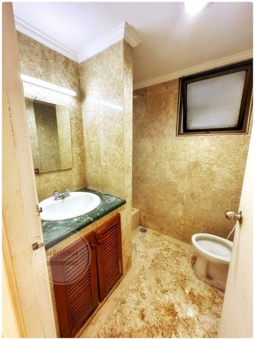 Disewa Taman Anggrek Residence Unit Condo 2+1BR  Furnish City  View