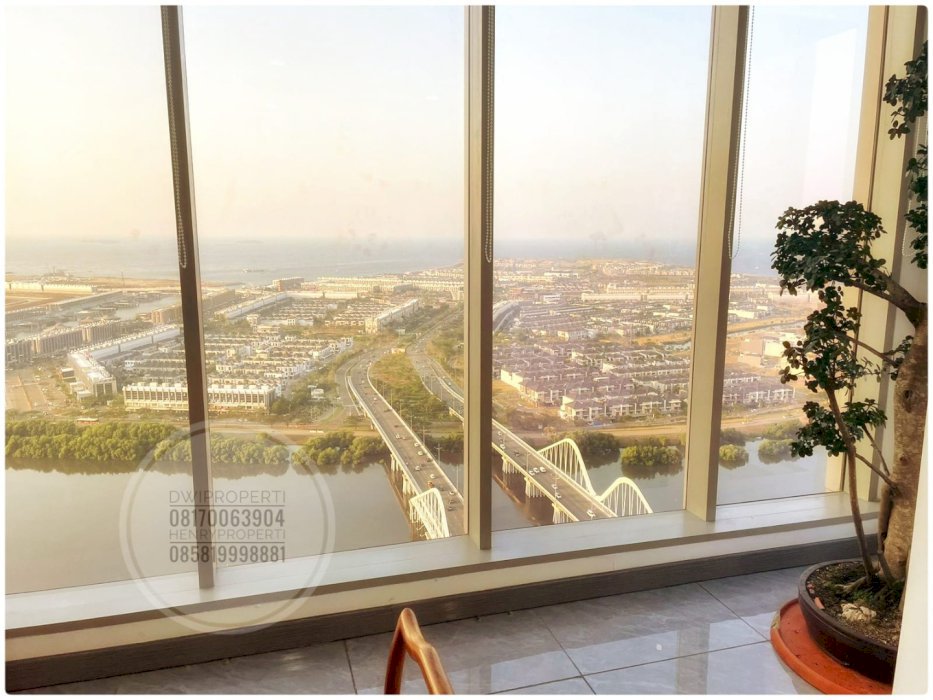 Disewa Office Gold Coast Full Furnish View Laut