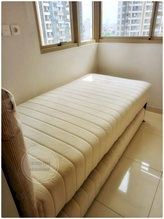 Disewa Taman Anggrek Residence Unit 2BR Low Fl Furnish Pool VieW