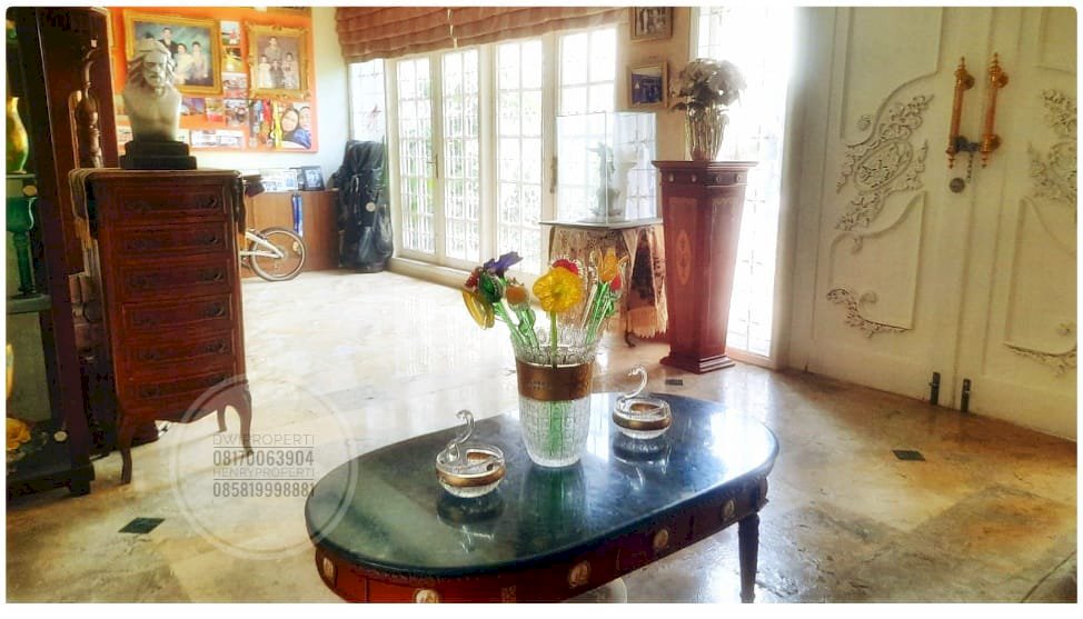 Rumah Mampang Jakarta Selatan Dalam Kompleks Cantik Siap Huni