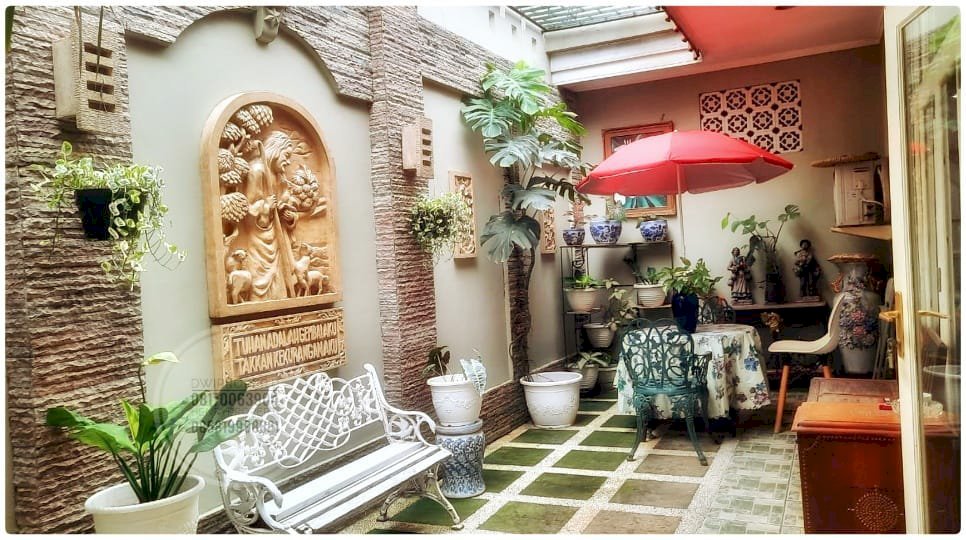 Rumah Mampang Jakarta Selatan Dalam Kompleks Cantik Siap Huni